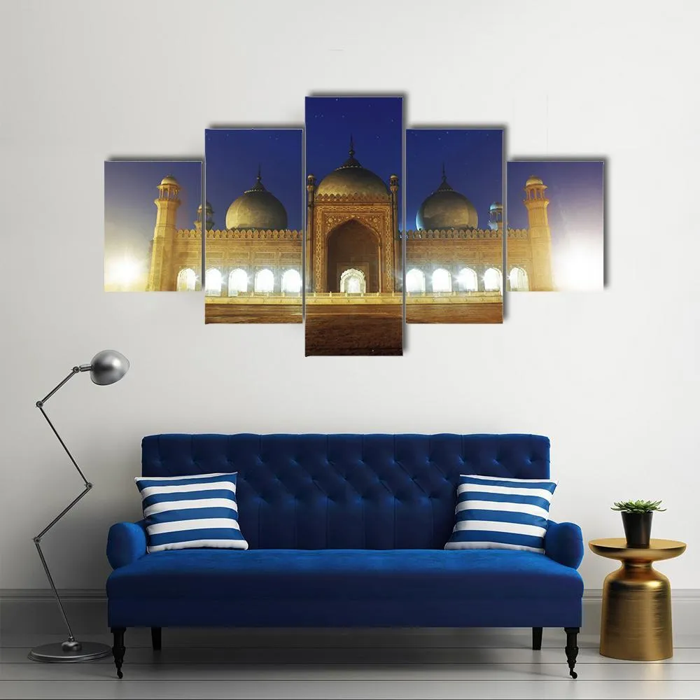 Badshahi Mosque  Lahore Canvas Wall Art