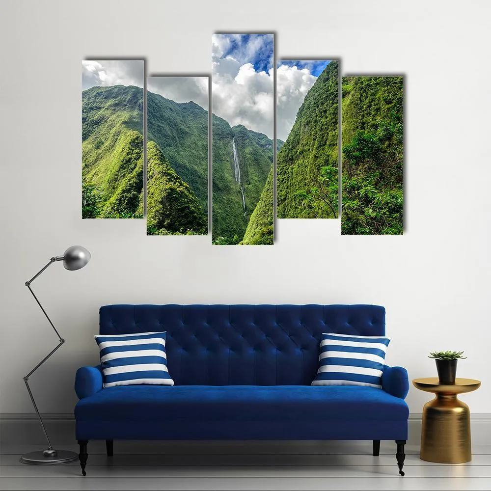 Cascade Blanche Canvas Wall Art