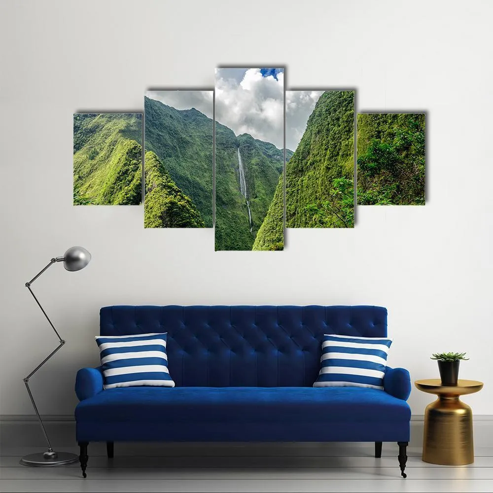 Cascade Blanche Canvas Wall Art